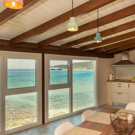 Sea Oasis Villa *