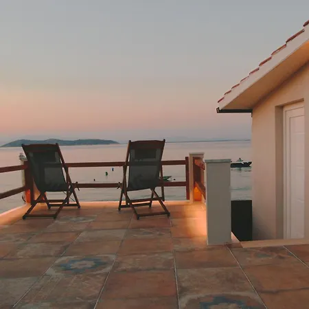 Sea Oasis Villa *